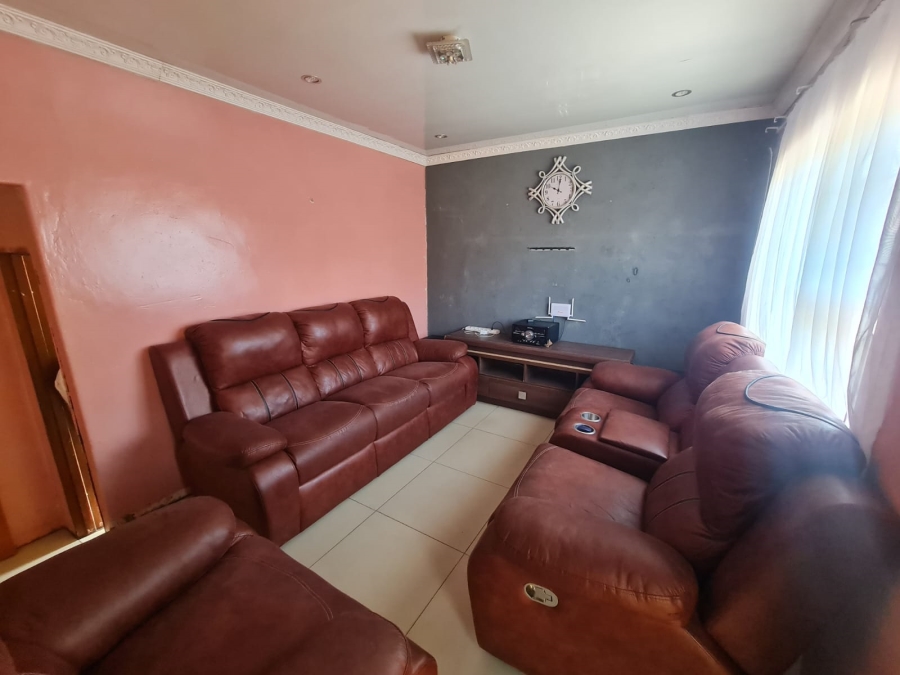 2 Bedroom Property for Sale in Mdantsane Nu 3 Eastern Cape